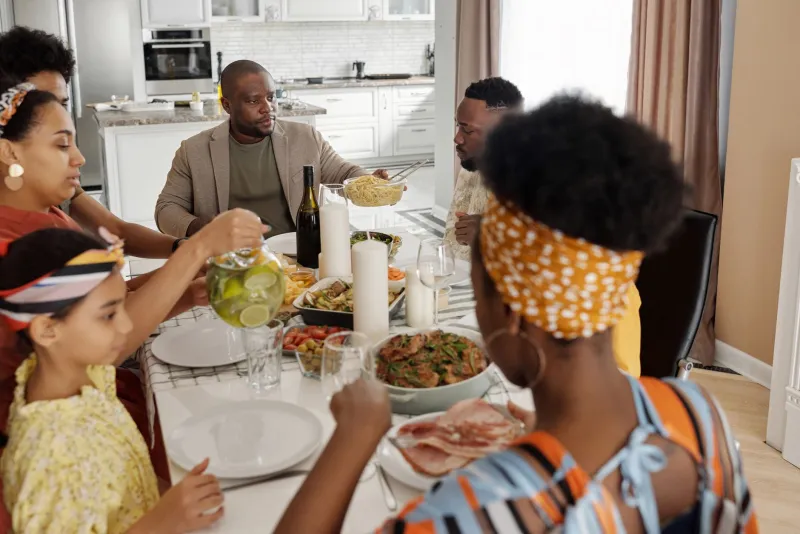 Meatloaf Monday, Fish Friday: The Weekly Dinner Rhythm That Kept American Families Sane